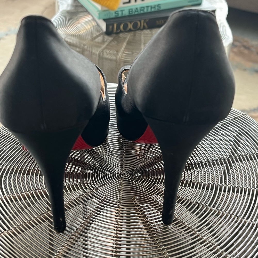 Elegant Black Stiletto Heels